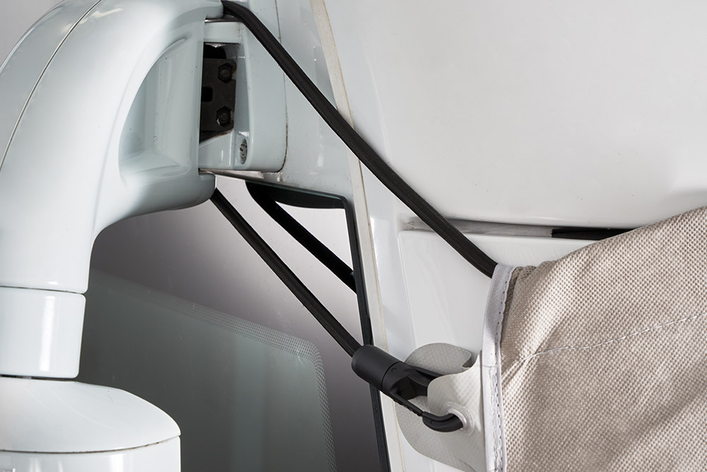 Gummizug Frontschutzplane SUPRA für integrierte Wohnmobile | HINDERMANN